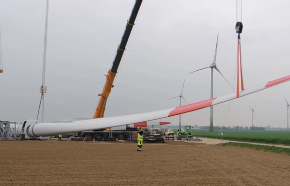 风力机安装现场